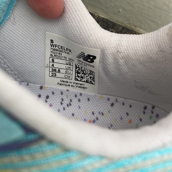 New Balance Women's FuelCell Echolucent Pride Sneaker Shoes RARE - Picture 3 of 11